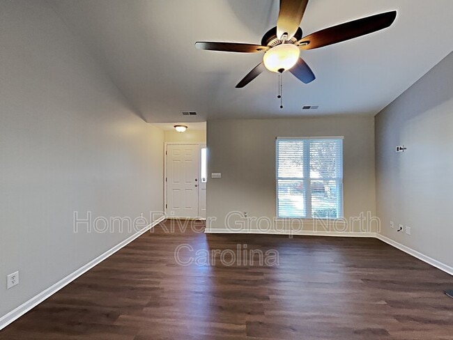 Building Photo - 1040 Chaucery Ln