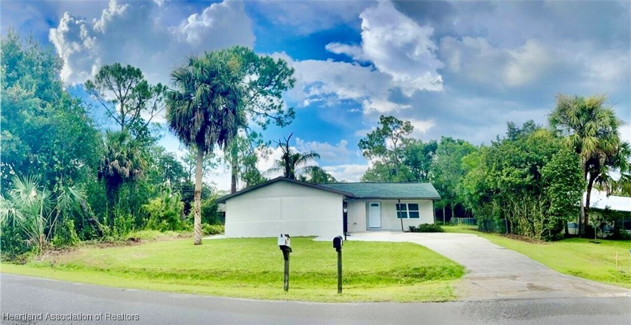 Foto principal - 932 Grogan Ave