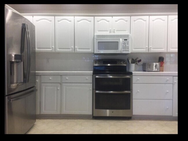 Foto del edificio - 113 Caran Rd