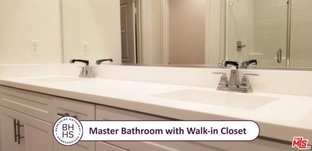 Building Photo - 28629 Solana Ct