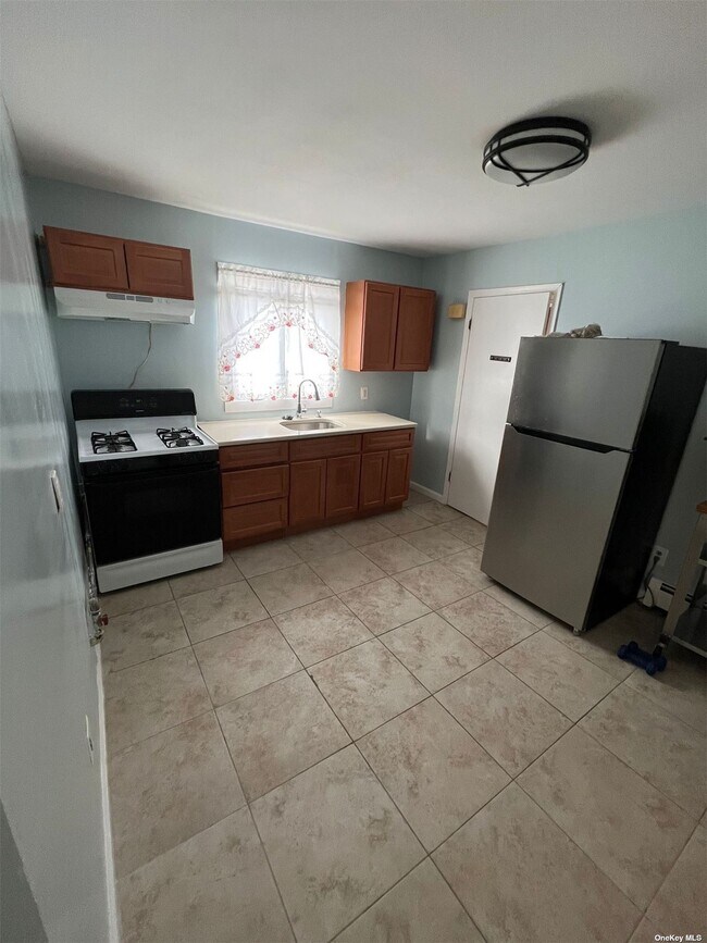 Foto del edificio - 257 Doherty Ave
