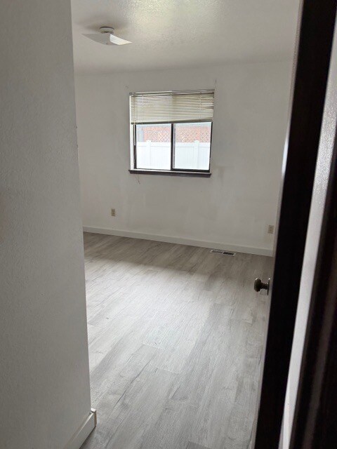 Foto del edificio - 1410 Hamilton Ave