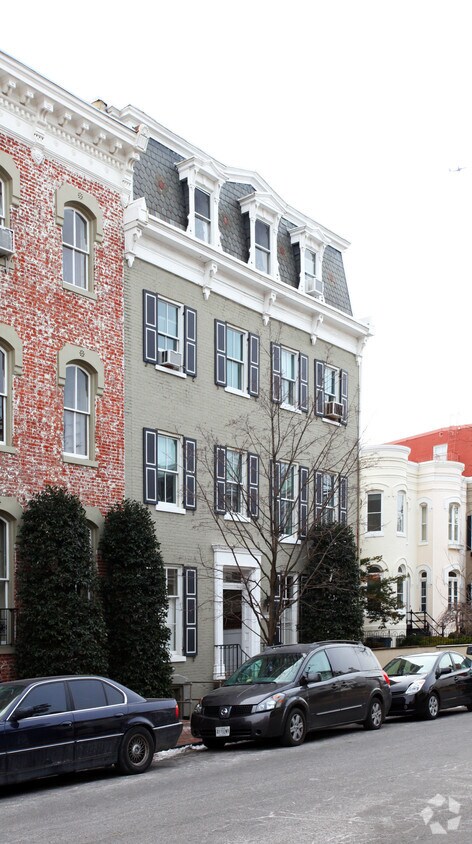 Foto del edificio - 3230 N St NW