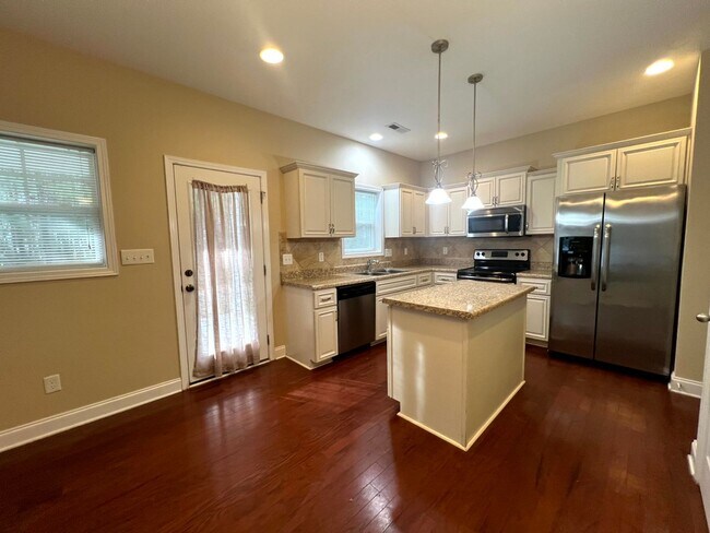 Building Photo - 231 Snipe Ct.~ The Maples @ Westgate