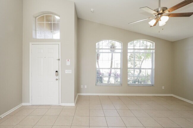 Foto del edificio - 6859 Bouganvillea Crescent Dr