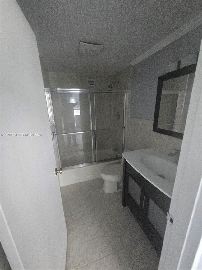 Building Photo - 825 Brickell Bay Dr