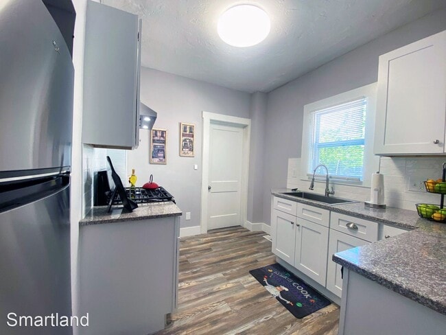 Building Photo - 3 br, 2 bath House - 5216 Stanley Avenue