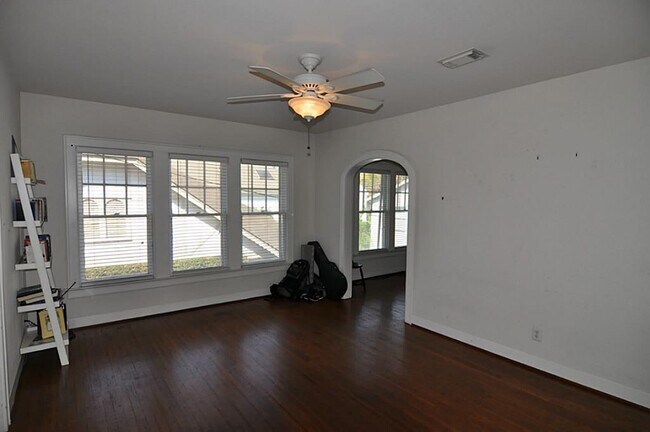 Foto del edificio - 1612 Kipling St