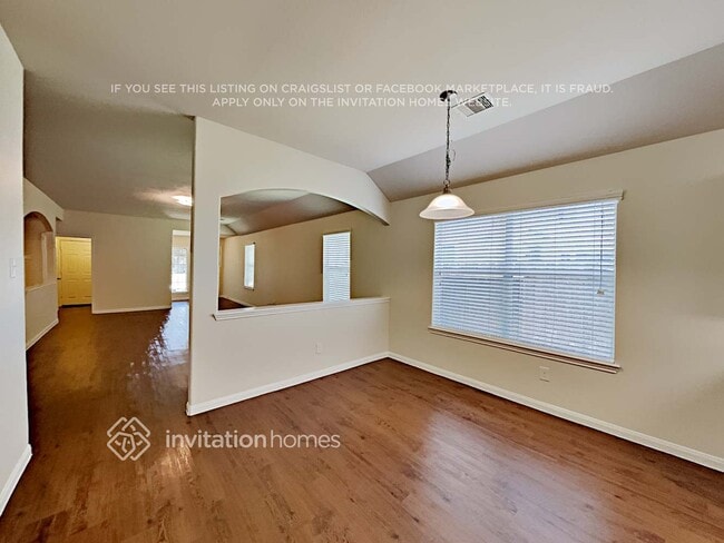 Building Photo - 18822 N Lyford Dr