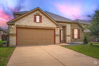 Building Photo - 2416 Lynx Court