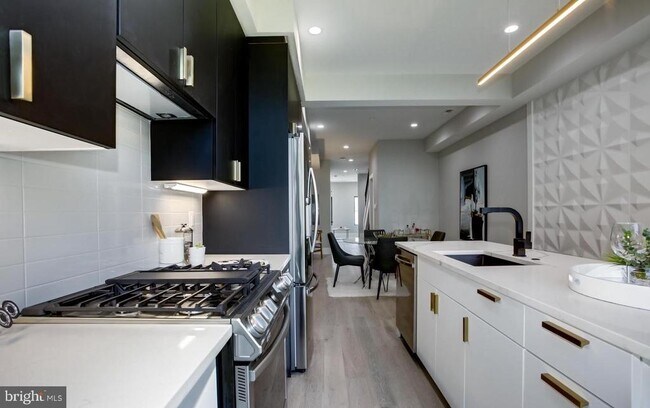 Foto del edificio - 1615 6th St NW