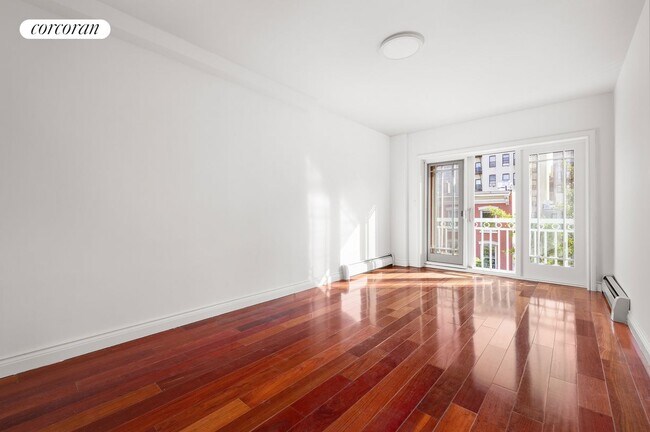 Foto del edificio - 287-289 Grand St