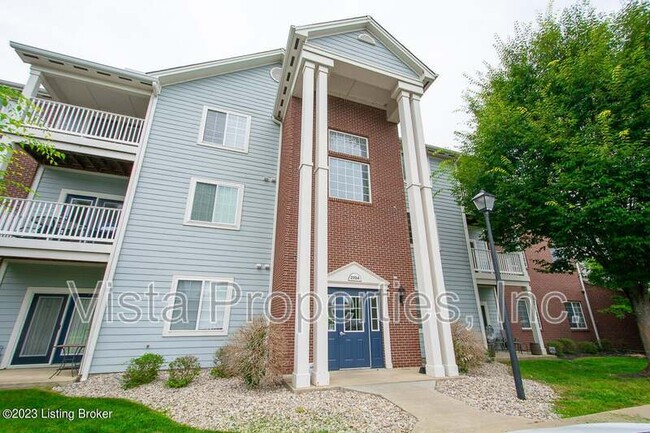 Foto del edificio - 2704 Bradford Commons Dr