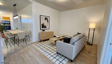 Building Photo - 239 S 8th St