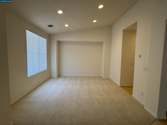 Building Photo - 4641 Palomino Way