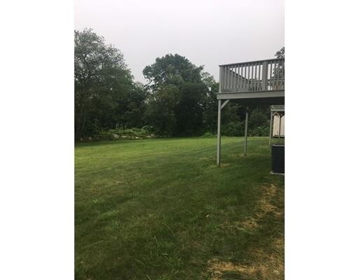 Primary Photo - 108-110 Old County Rd