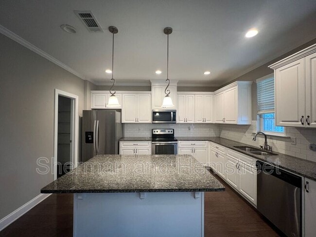 Building Photo - 862 Williford Run Dr