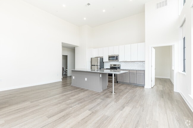 El barril 2x2 - The Westbrook Apartments at Brewers Row