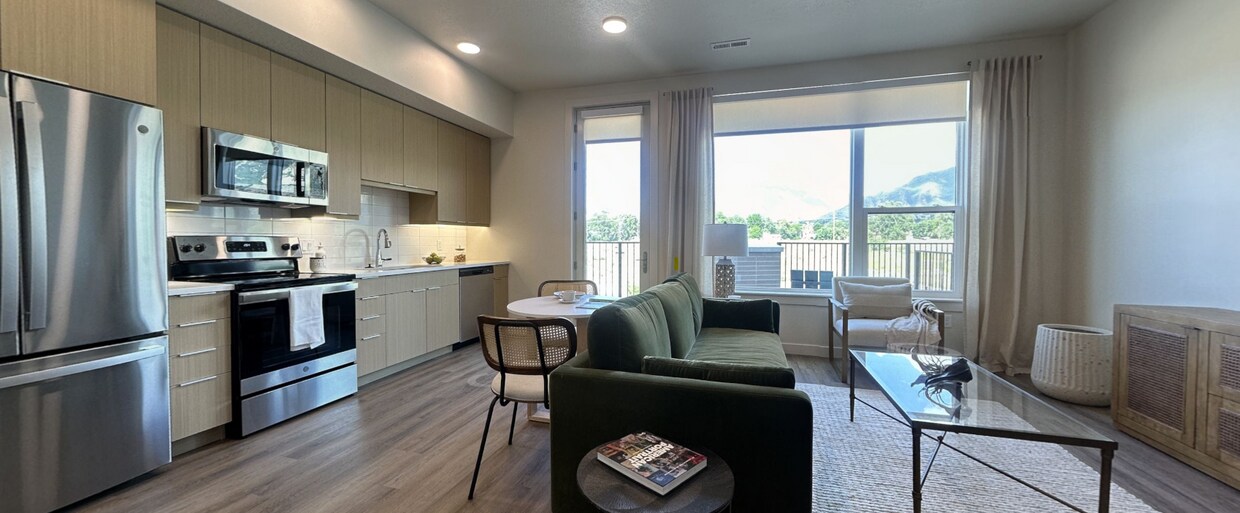 Photo - Grandeur Apartments