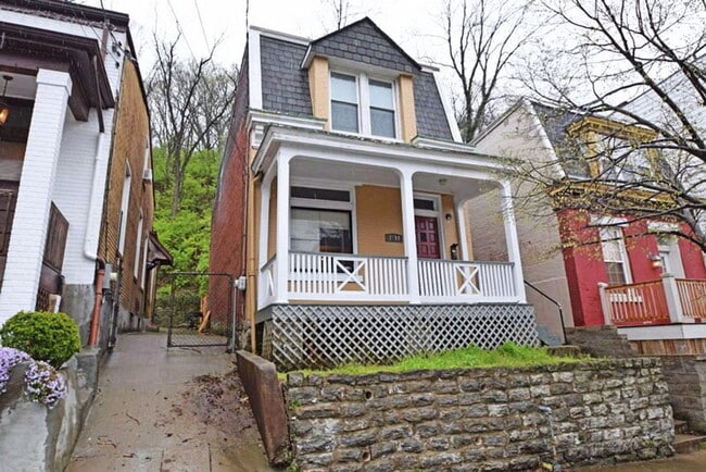 Photo - 2144 West Clifton Avenue Apartment