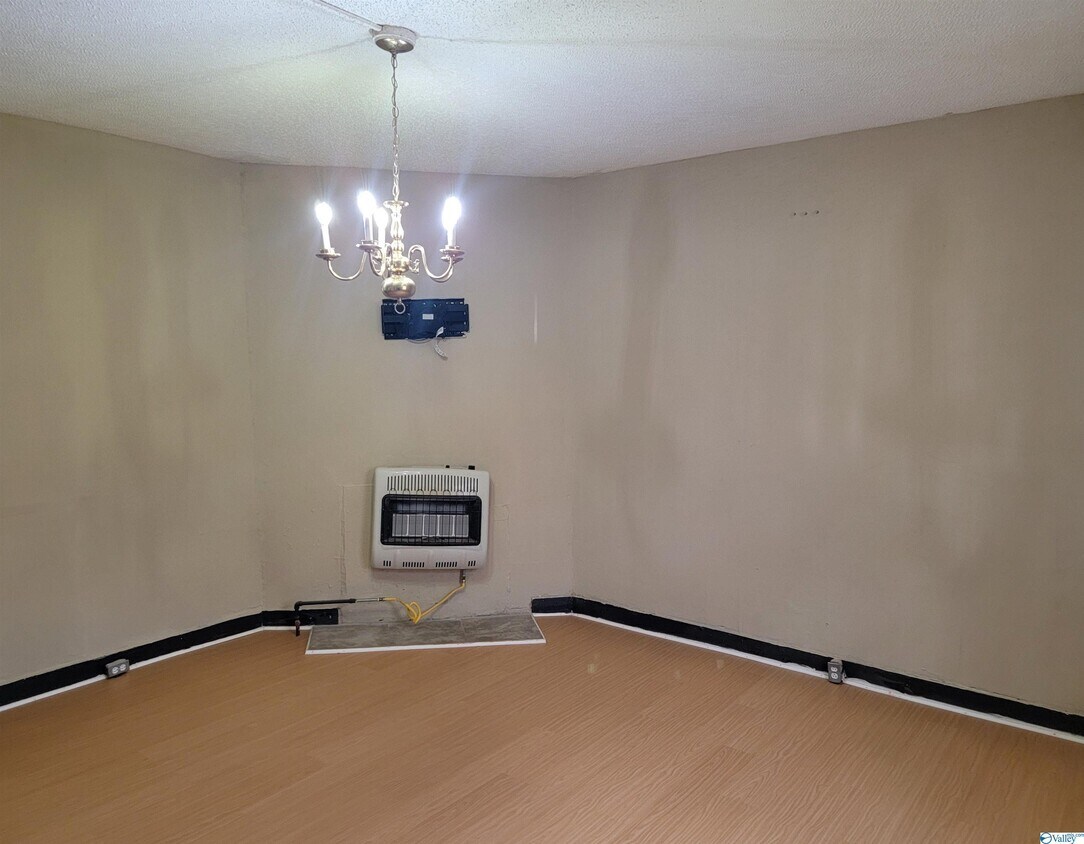 Foto principal - 3702 Emm Ell St SW
