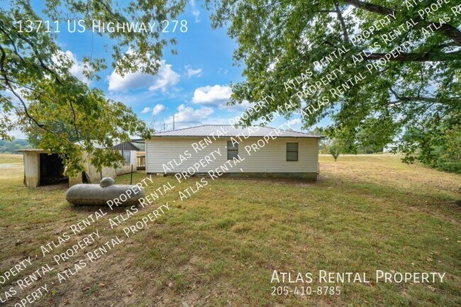 Foto del edificio - 13711 US Highway 278-
