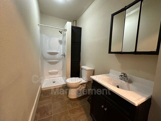 Foto del edificio - 704 14th Ave N