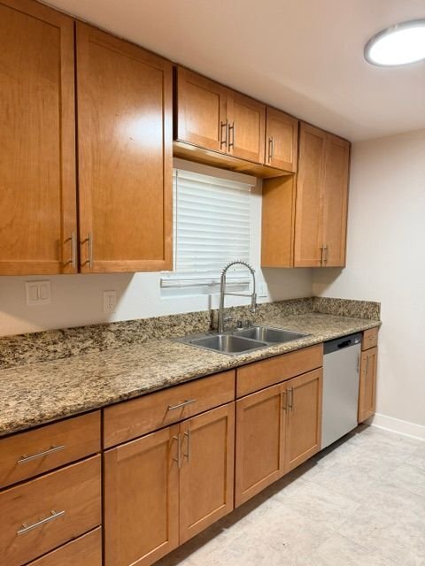 Foto del edificio - 14925 Sherman Way