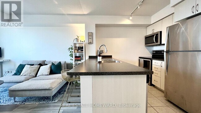 Photo du bâtiment - 8 Trent Ave