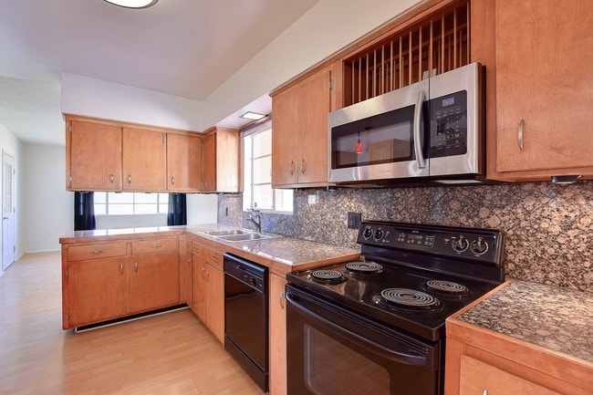 Kitchen 1 - 6744 E Almeria Rd