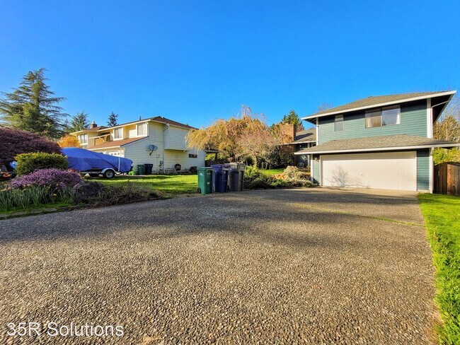 Building Photo - 3 br, 2 bath House - 12638 87th Place NE