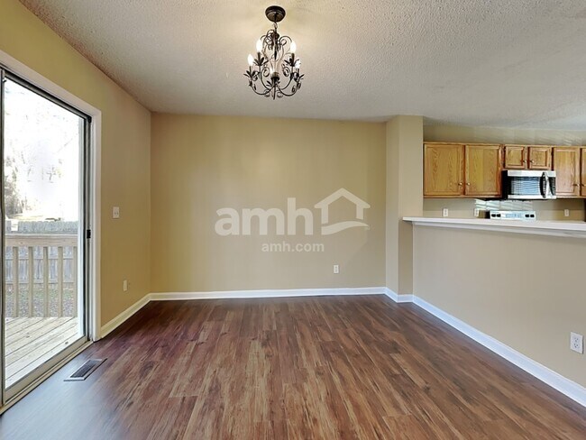 Foto del edificio - 505 Westminster Dr