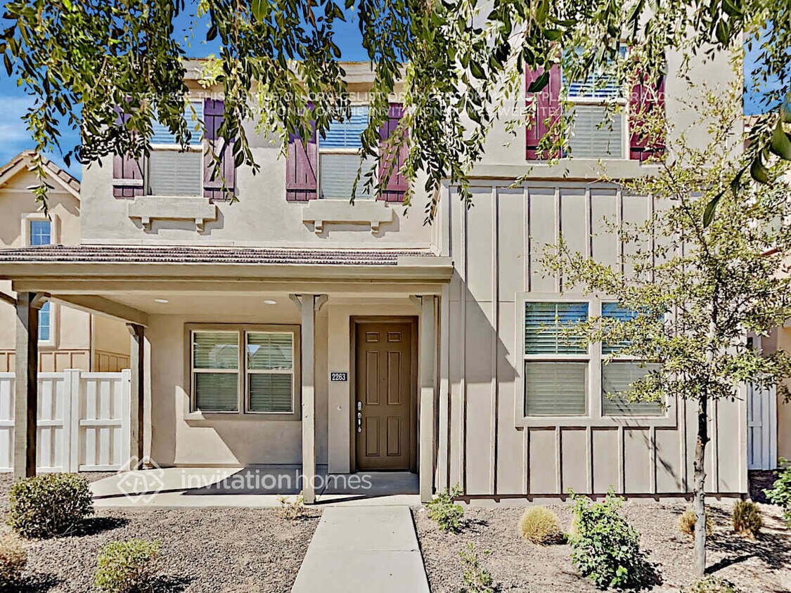 Foto principal - 2263 S Agnes Ln