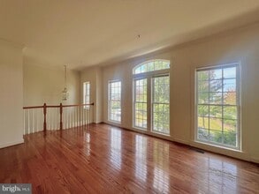 Building Photo - 12919 Benton Park Cir
