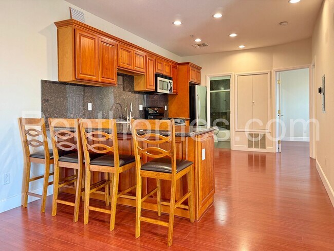 Foto del edificio - 7056 Fulton St