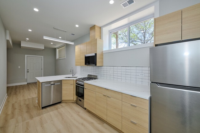 Building Photo - 2876 W 21st Pl