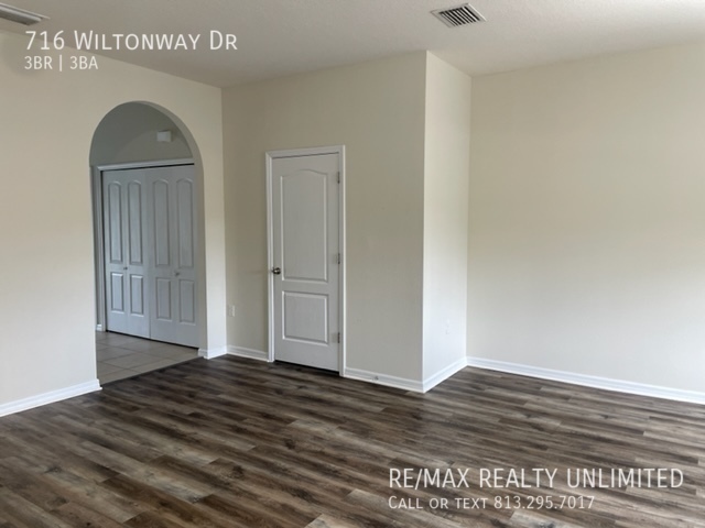 Building Photo - 716 Wiltonway Dr