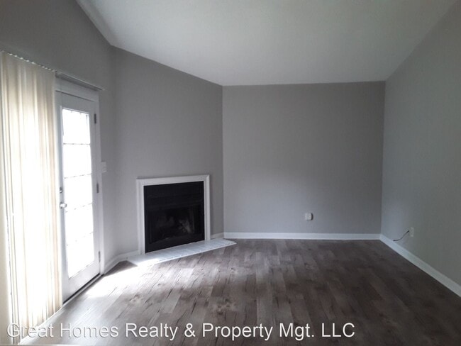 Building Photo - 1225 Oakplace Dr SW