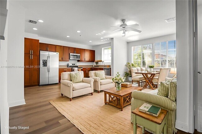 Foto del edificio - 1332 SW 2nd Ct