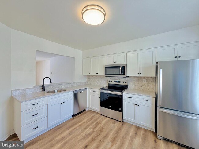 Foto del edificio - 6160 Majors Ln