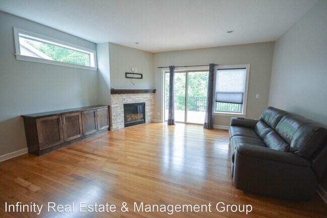 Building Photo - 3 br, 3 bath House - 476 22nd Ave SW