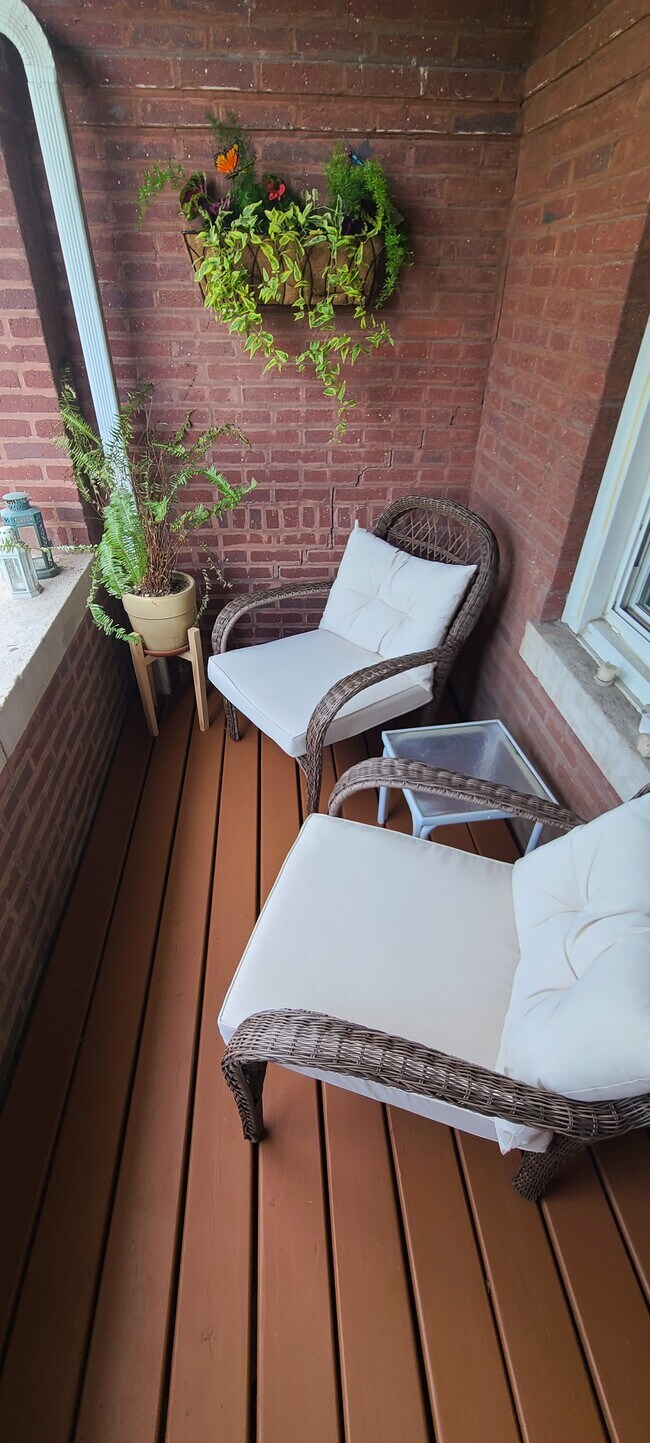 Foto del edificio - 1307 W North Shore Ave