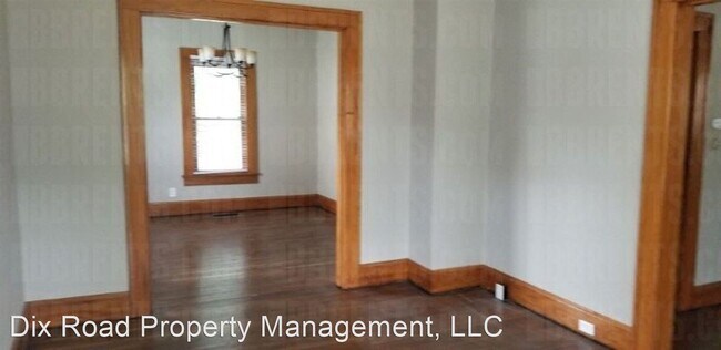 Building Photo - 3 br, 1.5 bath House - 1007 Bellaire Avenue,