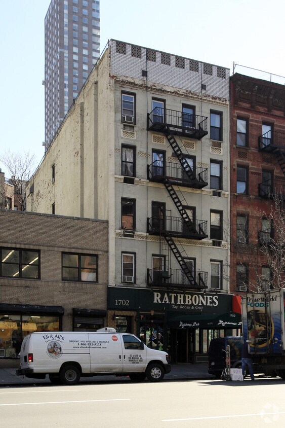 Primary Photo - 1702 Second Ave
