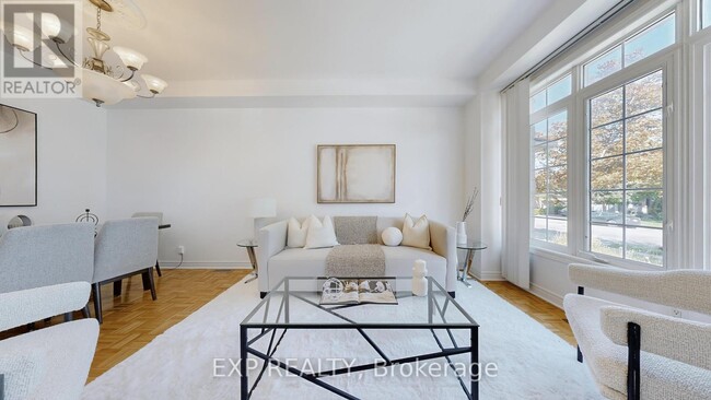 Photo du bâtiment - 19 La Rocca Ave