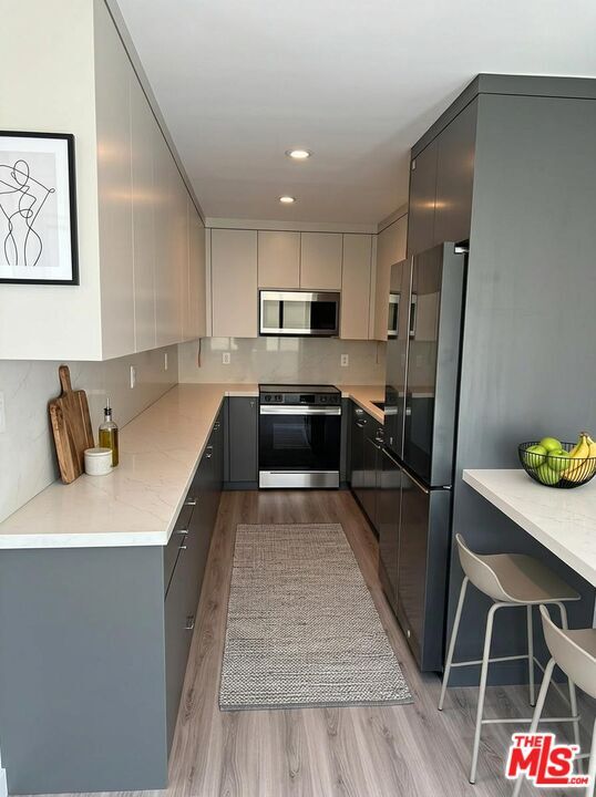 Building Photo - 425 S Willaman Dr