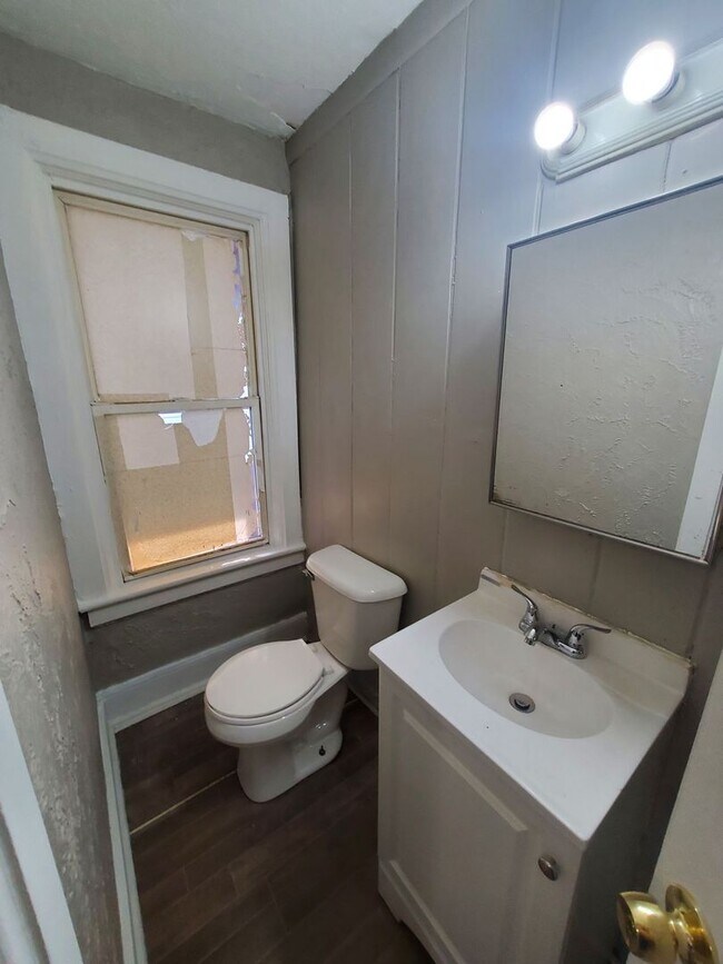 Foto del edificio - 2056 S 5th Pl