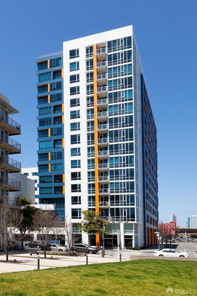 Foto del edificio - 300 Berry St