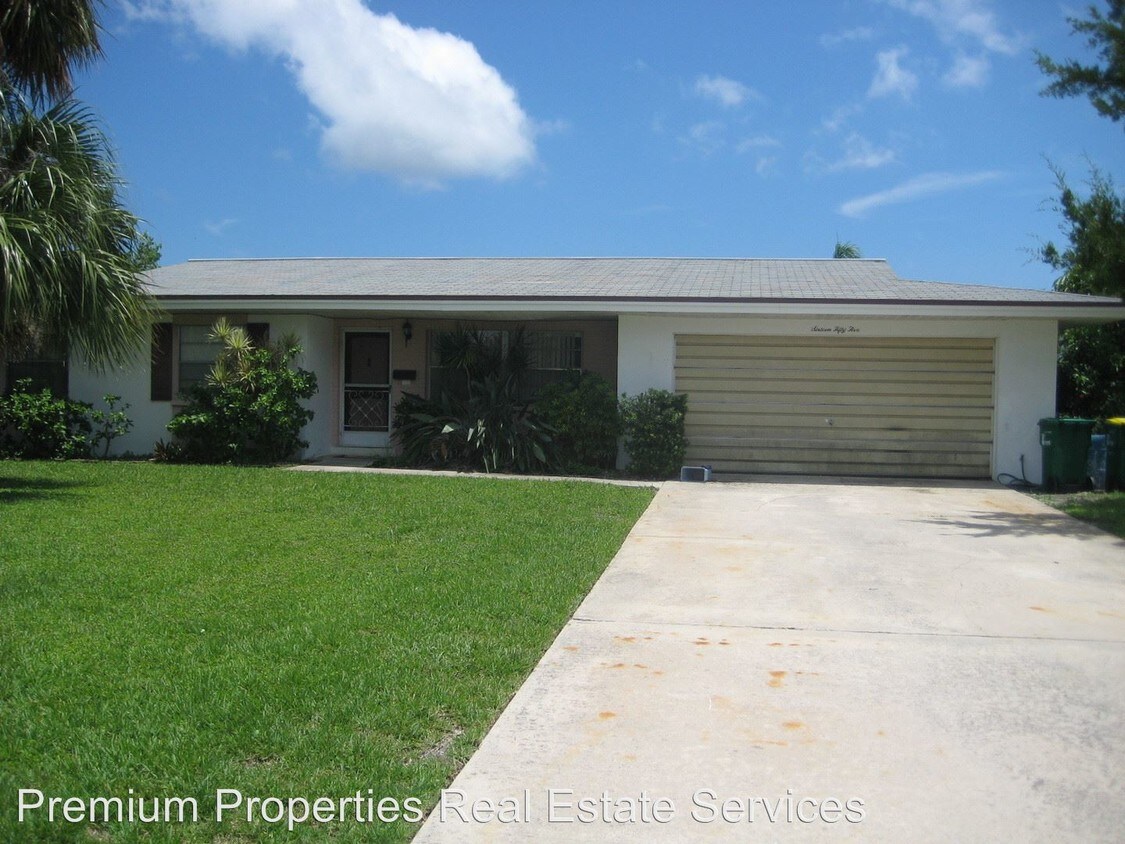Primary Photo - 1655 S Shelter Trl