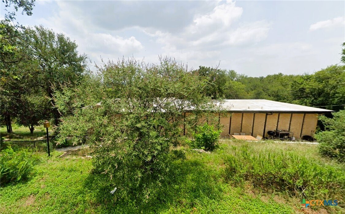 1001 Burleson St Unit Apt, San Marcos, TX 78666 Room for Rent in San